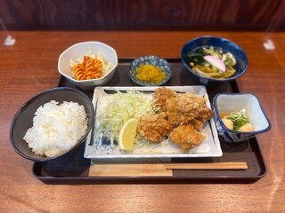 Udon Shokudo ○ - 唐揚げ定食