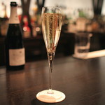 CADIZ BAR - Raventos i Blanc CAVA  Reserva Brut 2009