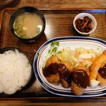 Wayoshoku Osaka - 令和4年3月
                      特別(トンカツ、コロッケ、海老フライ)定食 700円