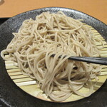 蕎麦と酒　縁 - 蕎麦を手繰る