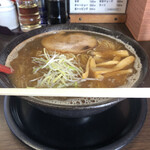 Kimura Ya - 中華そば（中）、800円。丼にインパクトはありません。そもそも、丼にインパクトは不要か(^_^;)