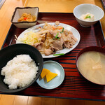 Chuka Washoku Senri - SS 豚　肉スタミナ炒め？¥550 飯茶碗の量