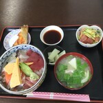 Yutashiku Sengyo Sakana Shokudo - 海鮮丼定食