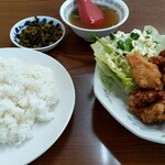 大陸飯店 - 鳥の唐揚げ定食