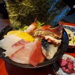 Marusa Suisan Nagoya Honten - 海鮮丼