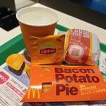 McDonald's Nakano Sentoraru Paku Ten - ベーコンポテトパイとか