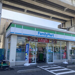 FamilyMart Urayasu Wakashio Dori Ten - 