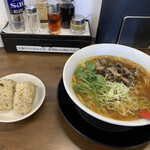 支那そば 炭鶏麺 - 