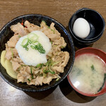 Densetsu no Sutadon Ya Suidobashi Ten - とろすた丼（並） ¥830