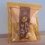 Mochikichi Akishima Ten - 半熟カレーせんべい(255円)