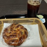 ヤキタテイ - コーヒーとフルーツ何とか…