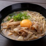 Tenshin Baru Yasunaga Tokushima Eki Baru Yokocho Ten - 徳島ラーメン