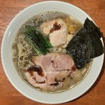 魚貝中華そば 西尾久さんご - 料理写真: