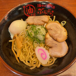 Abura-soba Senmon Ten Burabura Nagoyaekimaeten - 温玉油そば