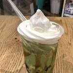 CAFE BRICCO Kainzu Koya Ten - 果糖ゼリー入り抹茶フローズンデラックス　600円