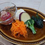 フキノトウ食堂andカフェ - フキノトウ定食B(クリームコロッケ) 1,000円(税込)、副菜