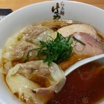 らぁ麺 はやし田 - 自家製ワンタン麺(数量限定) 950円