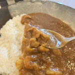 Michi no Eki Aragi no Sato - 有田川町産の紀州地鶏が使用された地鶏カレーです