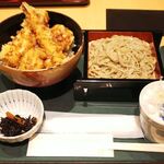 Niigata Meibutsu Funori Soba to Oishii Shusai Kinaseya. Akasaka Warikoten - 