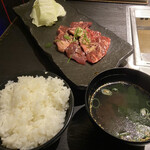 Matsusaka Gyuu Yakiniku M Nanba Ten - ご飯とスープはお代わり可能ですよ