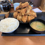 Karayama Harugai Shinokicho Ten - デカ盛り定食　ご飯大盛り