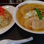 製麺屋食堂 - 料理写真: