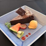 CAFE A LA TIENNE - ガトーショコラ　700円