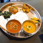 Asian Dining&Bar MAMA CURRY - 