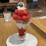 Kannon Yama Fruit Parlour Nanki Tanabe Ten - おまけスイカパフェ。¥1200くらい。