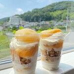 Nouen Cafe Yunogou - 白桃パフェ￥1000