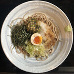 Yamagata Teuchi Soba Kiraku - つゆをかけた鬼おろしぶっかけそば