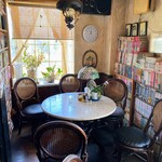 Cafe & Resto MAIMU - 店内