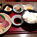 Oyaji Dining Shobu - ランチ   刺身定食900円