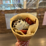 Marion Crepe Urayasu Mangekyo Ten - チョコイチゴクレープ