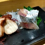 鮨源 - タコやわらか煮＆あじ刺し