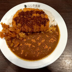 Curry House CoCo Ichibanya Higashiku Fushiko Ten - ロースカツカレー（ライス400g）ウスターソース＆とび辛スパイス ガッパリかけ