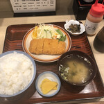 Oyama Ya Shi Ten - えびカツ定食、ご飯大盛り