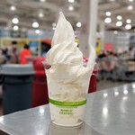 COSTCO Amagasaki Soko Ten - ソフトクリーム 北海道バニラ