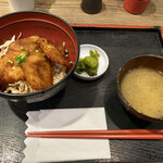 Tori Ichi Gaienmae Ten - 鶏胸肉のソースカツ丼@500