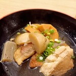 お酒とほっこり料理 竹 - 肉じゃがアップ