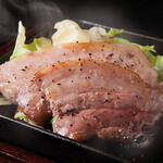 Thickly sliced charcoal-grilled black pork belly (Kagoshima)