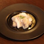 V-brian - 国産牛ホルモン＜小腸＞　甘みのあるたっぷりの脂で濃厚な味わいと弾力のある食感です。※ビギナーコースから食べ放題に含まれます
