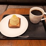 Starbucks Coffee Omotesando Jingumae 4 Chome Ten - 