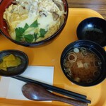 まあぶ's きっちん 旬彩 - チー玉親子丼