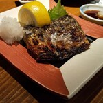 炭火焼鳥 小鉄 - 魚の肴も美味しい。