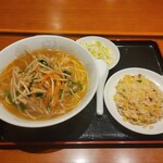 Yokohama Daito Ion Style Higashitotsuka Ten - サンマー麺+半炒飯(税込750円)