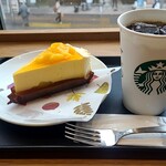 スターバックスコーヒー - マンゴームースケーキ