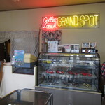 GRANDSPOT - 店内