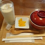 むげん茶房 - 白玉しるこ&ほうじ茶ラテ 組み合わせはよし。