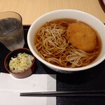 Irori An Kiraku Fuchu Honmachi Ten - コロッケそば